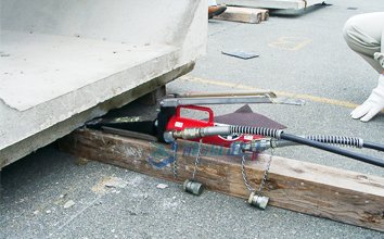 KP-35楔形千斤頂案例圖一 KP-35楔形千斤頂案例圖一