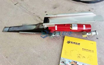 KP-35楔形千斤頂實(shí)物圖二 KP-35楔形千斤頂實(shí)物圖二