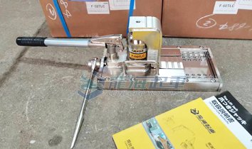F-TLC無塵室帶滑臺爪式千斤頂圖一 F-TLC無塵室帶滑臺爪式千斤頂圖一